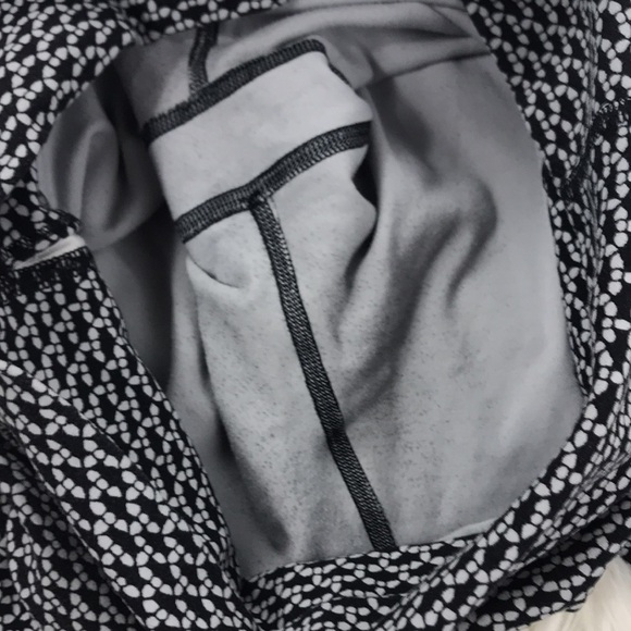 Lululemon Align Crop *21" Monochromic Ice Grey Black - Picture 7 of 8